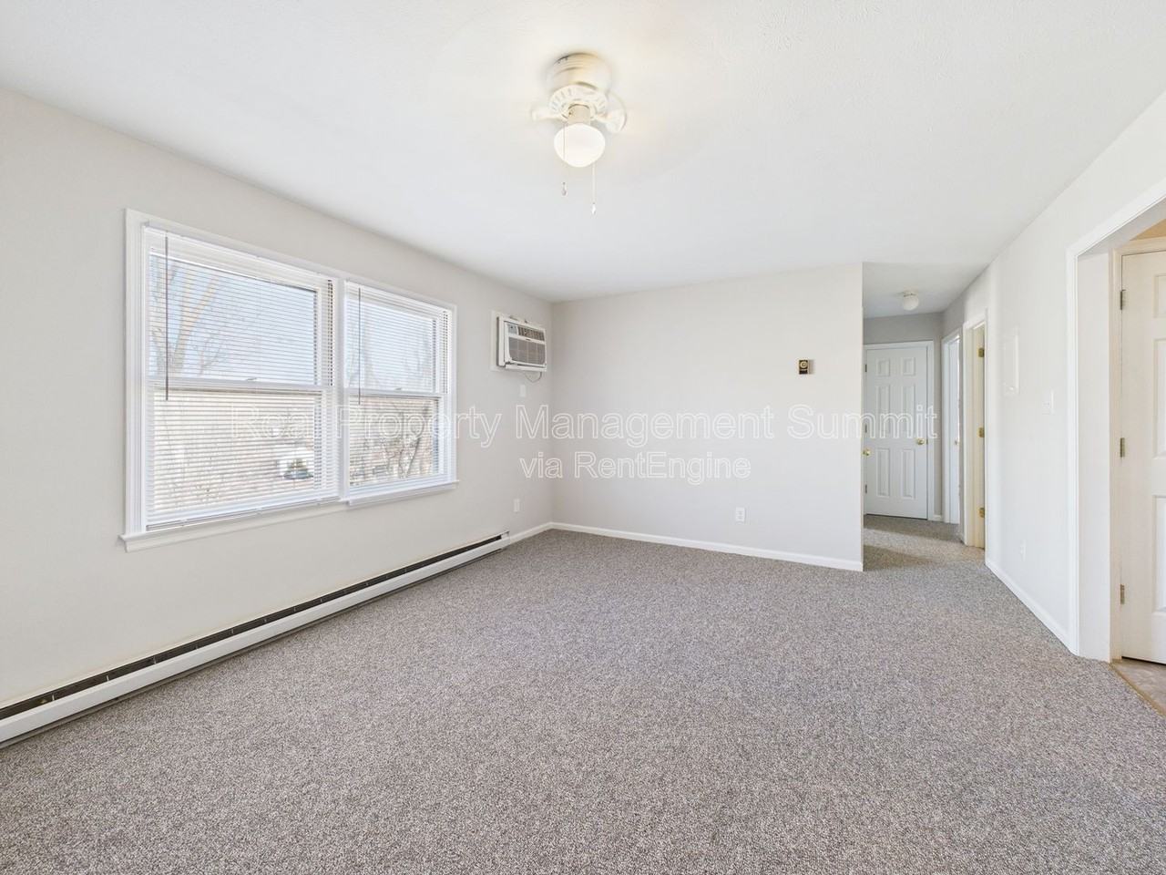 2501 Hickory St #B1 - Photo 3 of 17