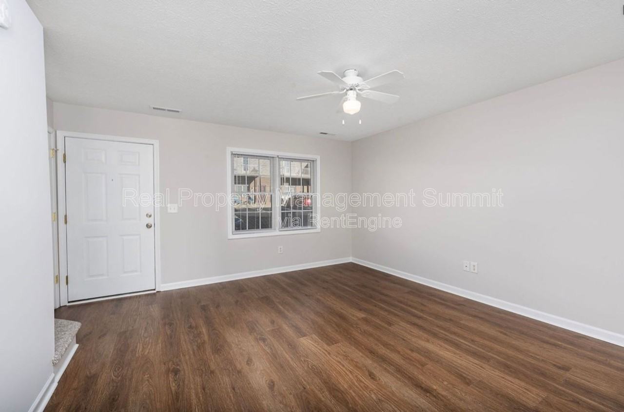 1009 Seth Dr #107 - Photo 4 of 13