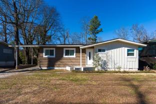 1236 Oakwood St - Photo 1 of 1