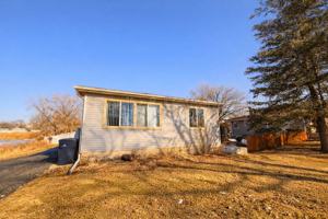 featured image of 24 W Ann St