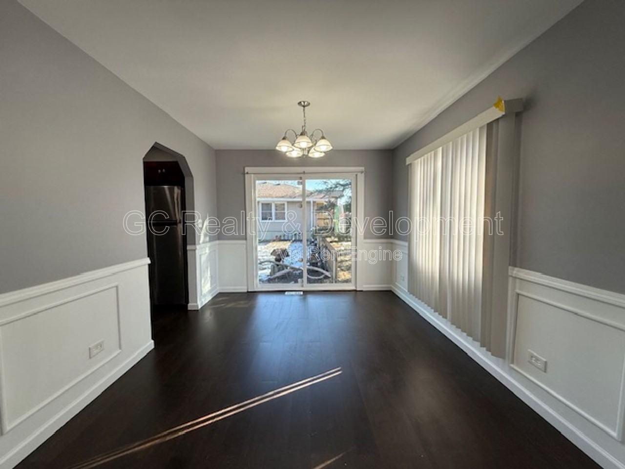 24 W Ann St - Photo 6 of 23