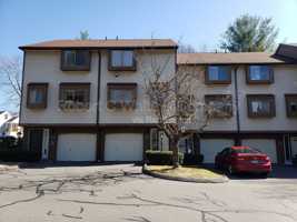 featured image of 176 Oakland St #E