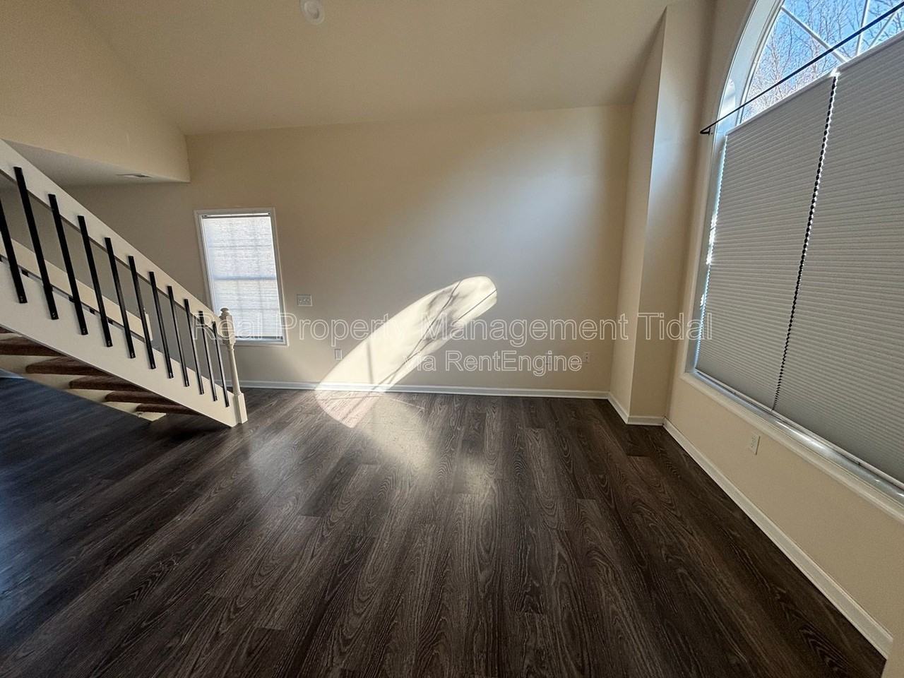 459 Charter Oak Dr - Photo 7 of 41