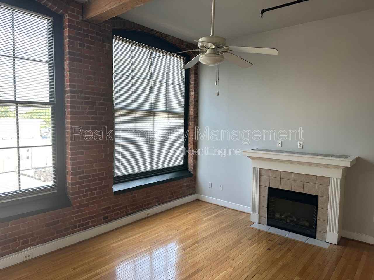 801 Hinton St #307 - Photo 3 of 11