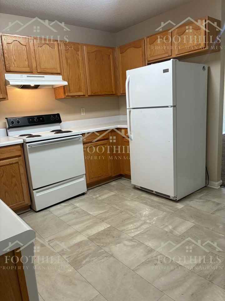 101 Heatherbrook Ct #A - Photo 7 of 18