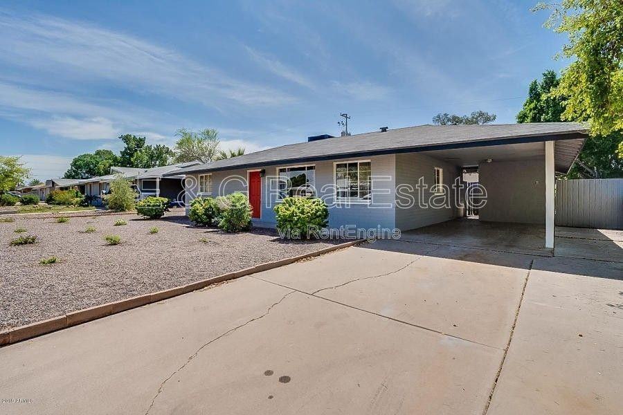 543 W 19th St - Photo 3 of 21