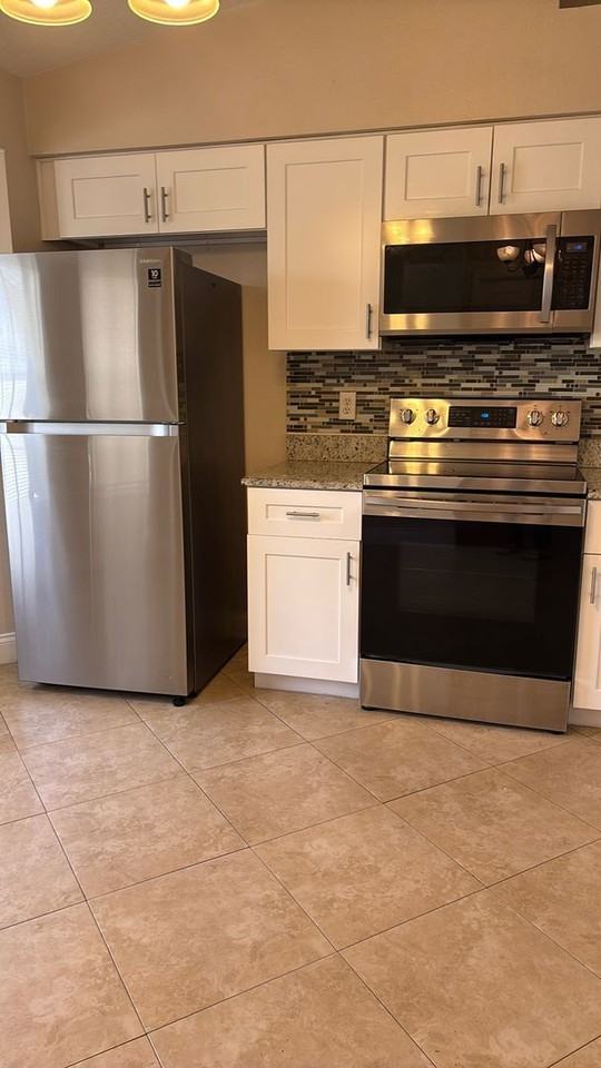 1019 Brielle Ave - Photo 5 of 33