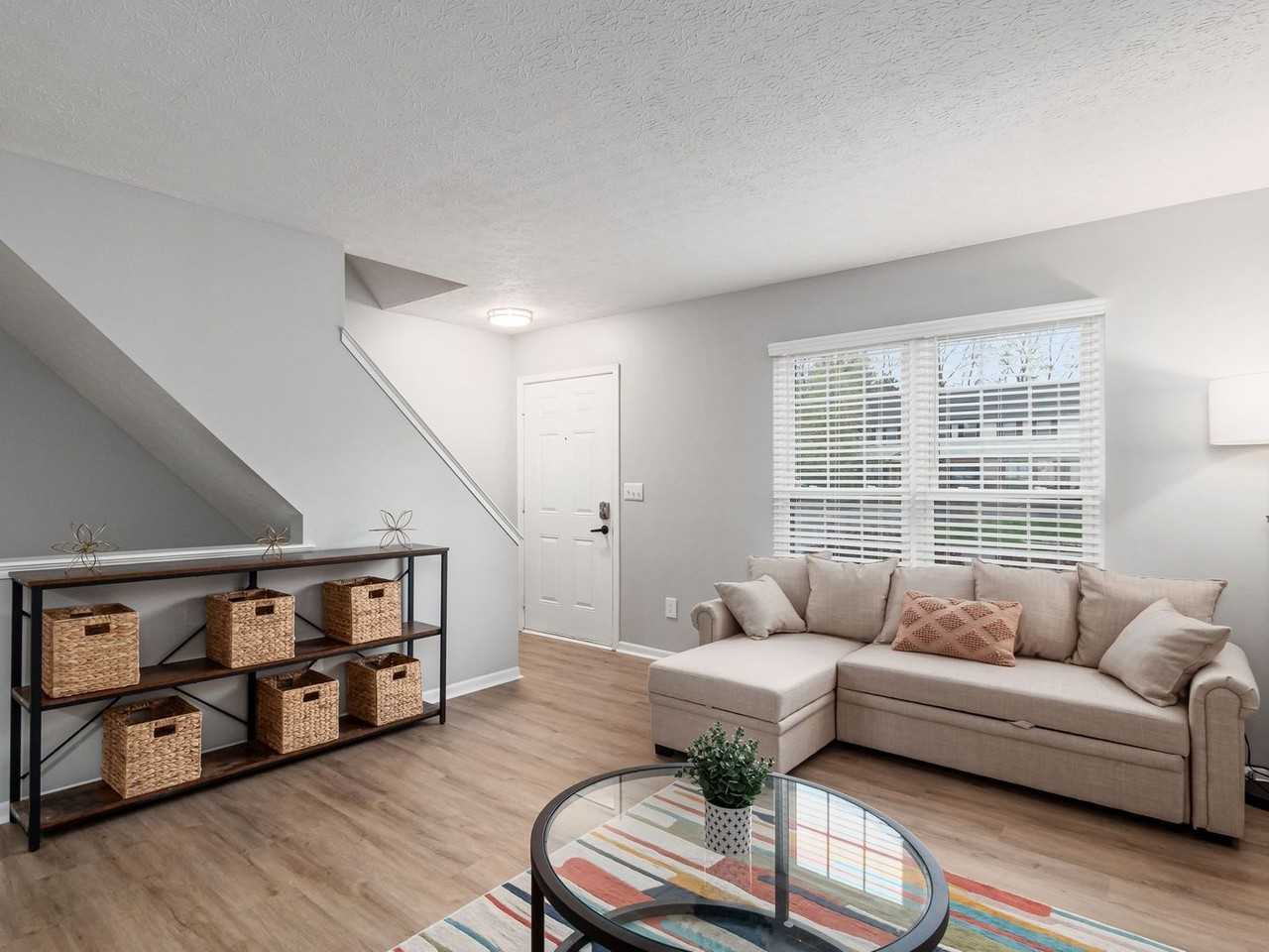 182 Blakeford Dr #182