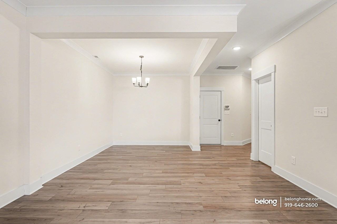 5013 Moonlight Ridge Dr - Photo 4 of 20