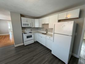 682 Beech St #3 - Photo 1 of 1