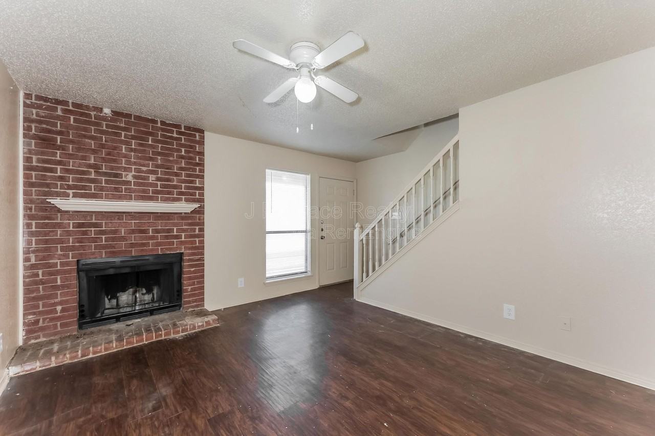 5853 Shadydell Dr - Photo 6 of 15