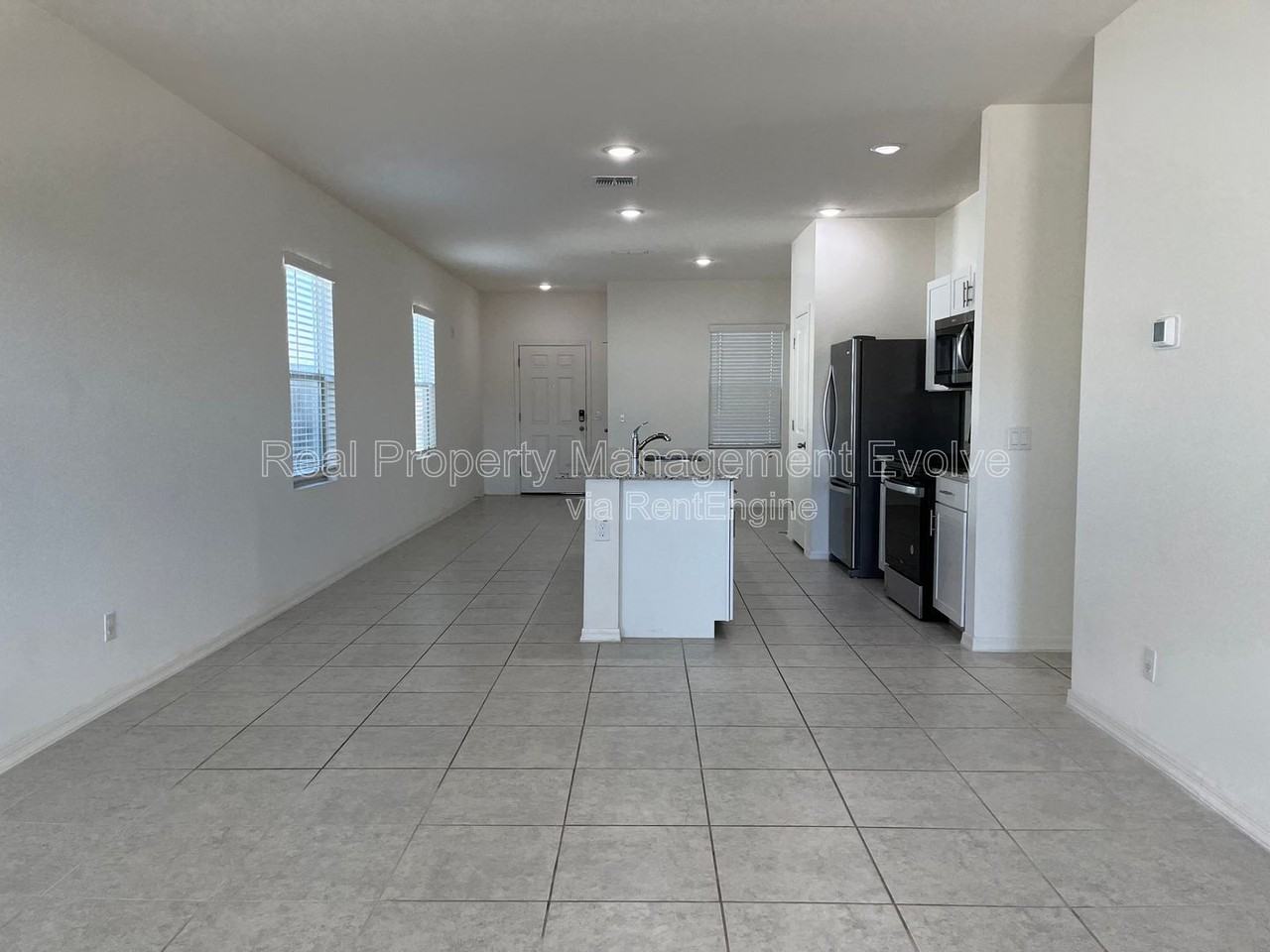 4722 N 194th Dr - Photo 3 of 27