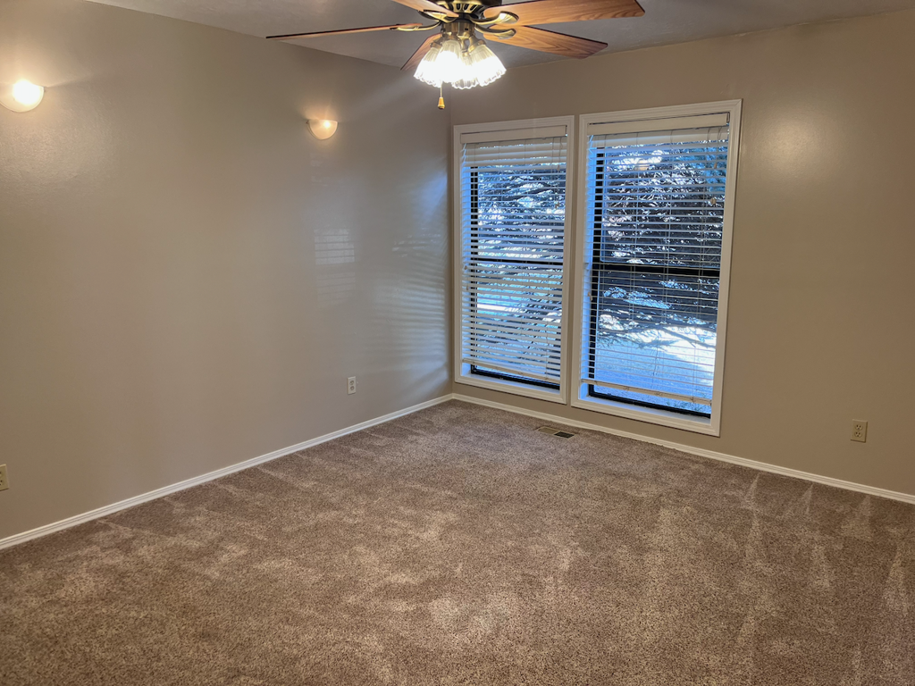 5586 S Brockway Dr - Photo 6 of 14