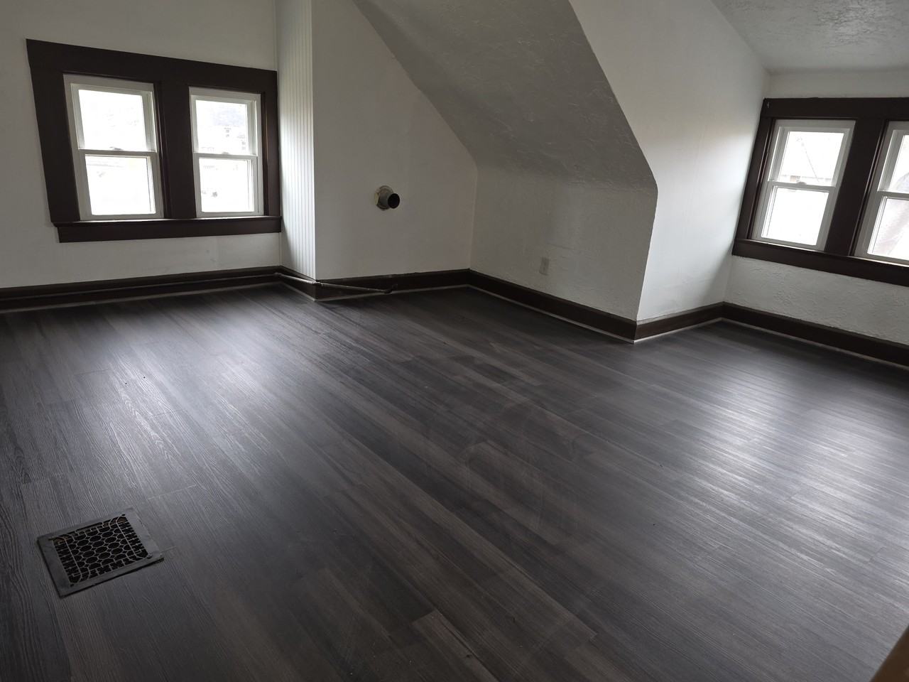 111 N Lakeview Ave #2 - Photo 7 of 7