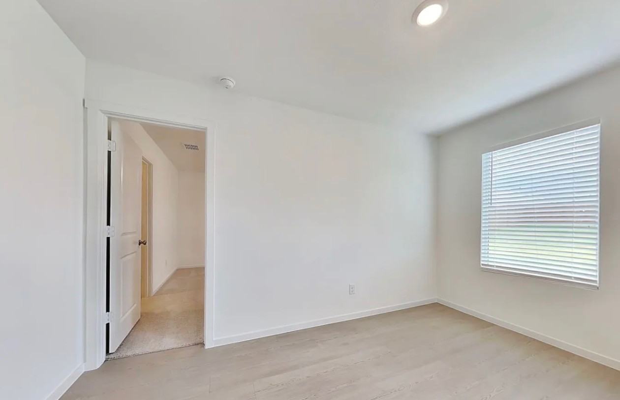 1621 parliar st mckinney A Street - Photo 3 of 19