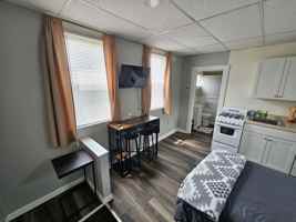 featured image of 2317 Broad St #4