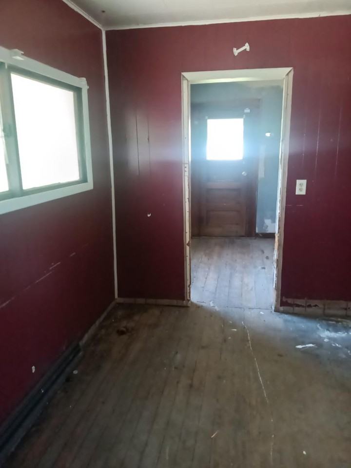 313 S Dye St #1 - Photo 3 of 10