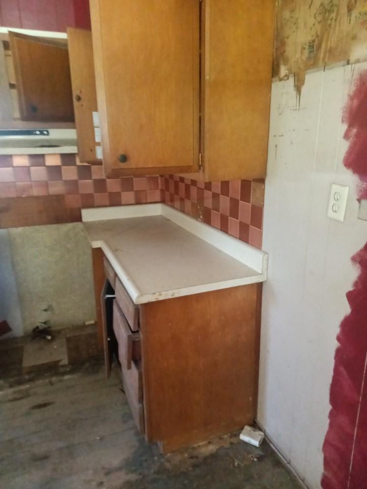 313 S Dye St #1 - Photo 4 of 10