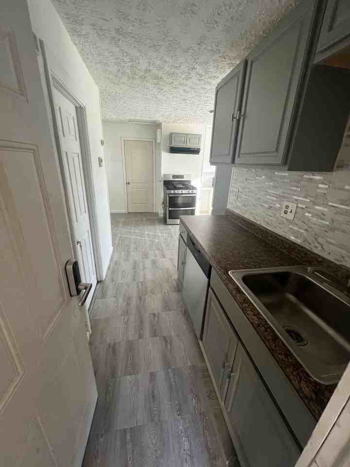 59 Foster St - Photo 5 of 5