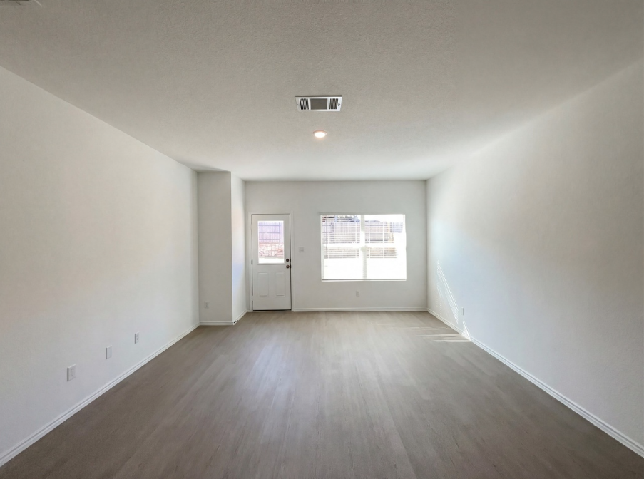 177 Cibolo Creek Loop - Photo 3 of 30