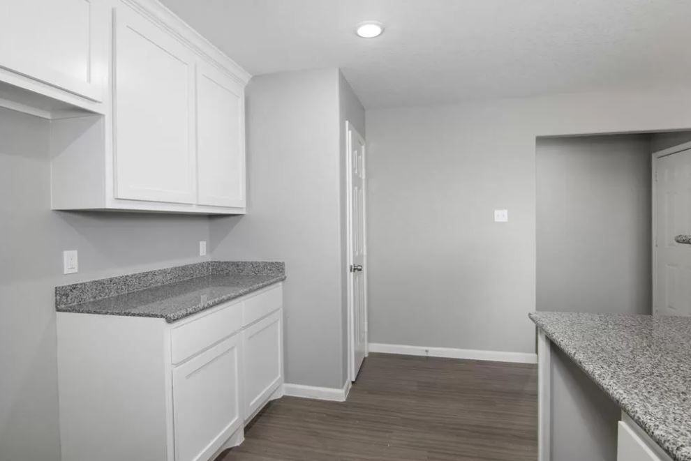 23338 Sandpiper Trl - Photo 6 of 10