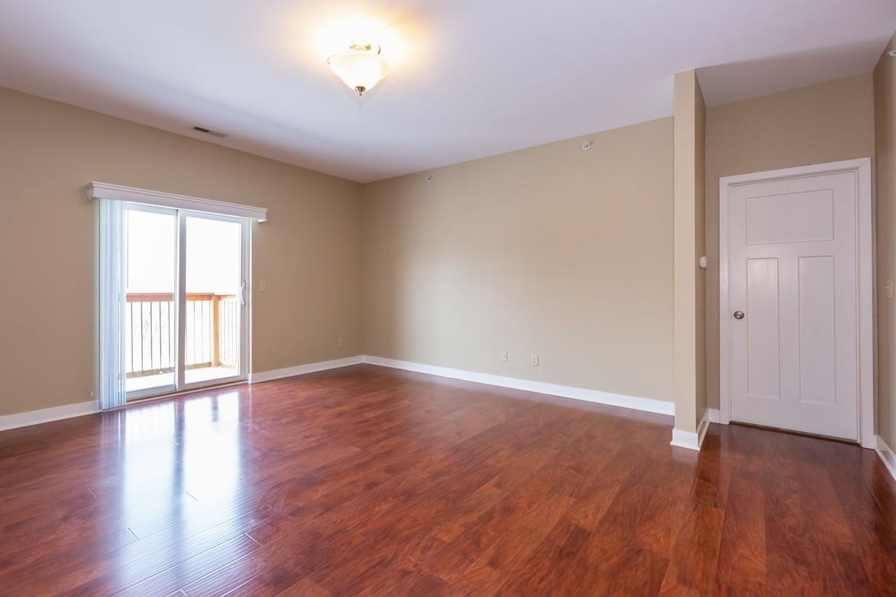 Brookview Terrace - Photo 6 of 22