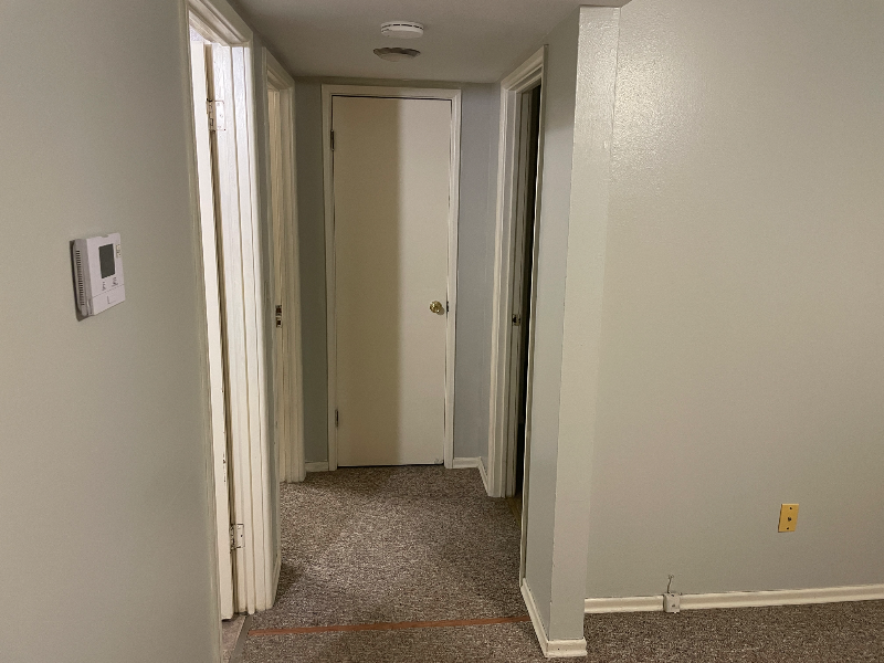 1103 W James Blvd #4 - Photo 5 of 14