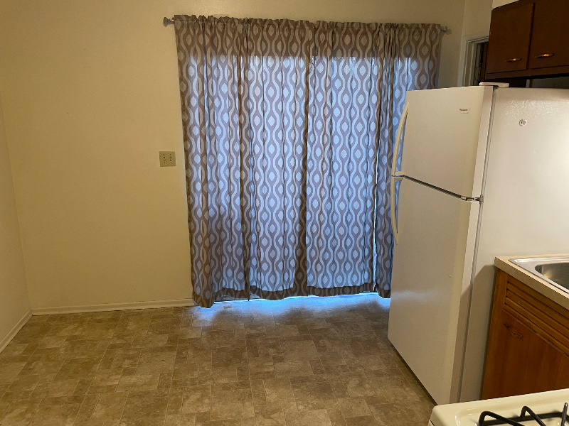 1103 W James Blvd #4 - Photo 7 of 14