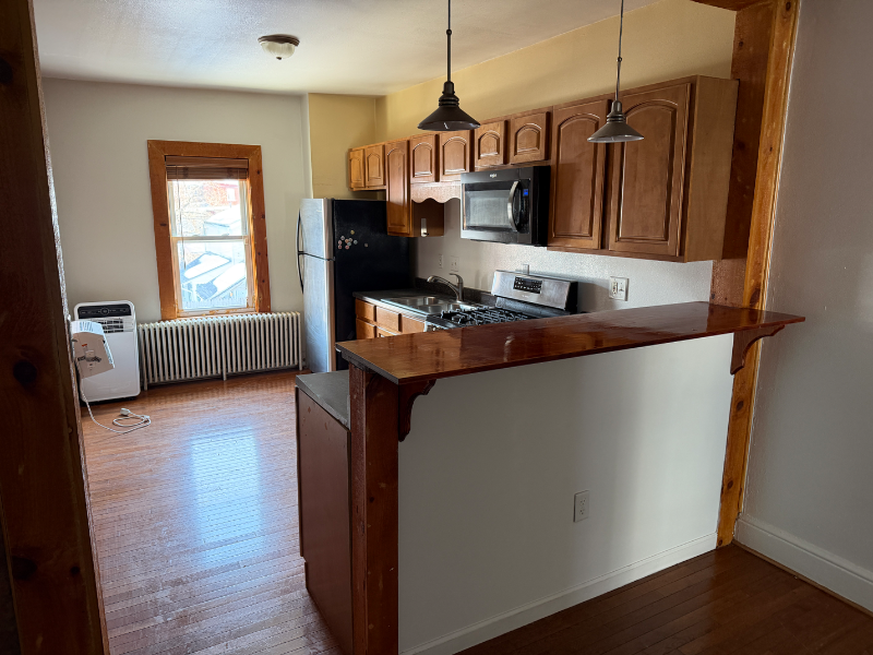 433 N Pine St #2 - Photo 5 of 14