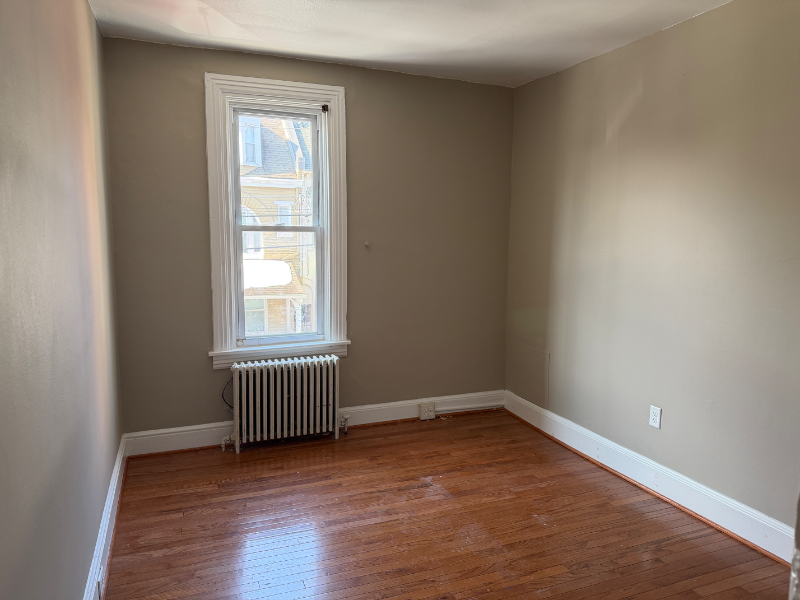 433 N Pine St #2 - Photo 7 of 14