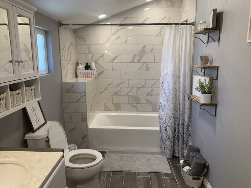 606 E B St - Photo 2 of 17