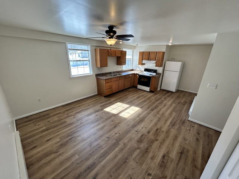 231 Constant Ave #B - Photo 7 of 12