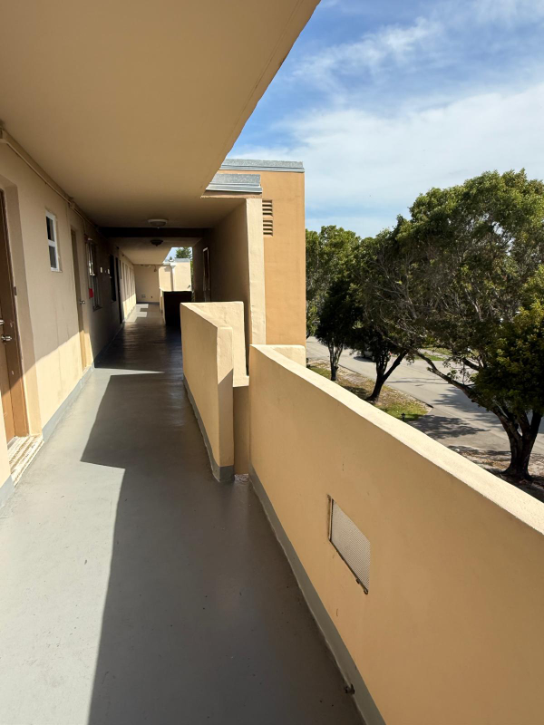 1401 Nest #409 - Photo 2 of 2