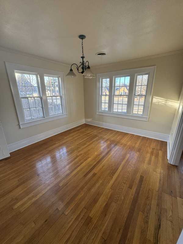 1203 Sw 10th Ave - Photo 4 of 14