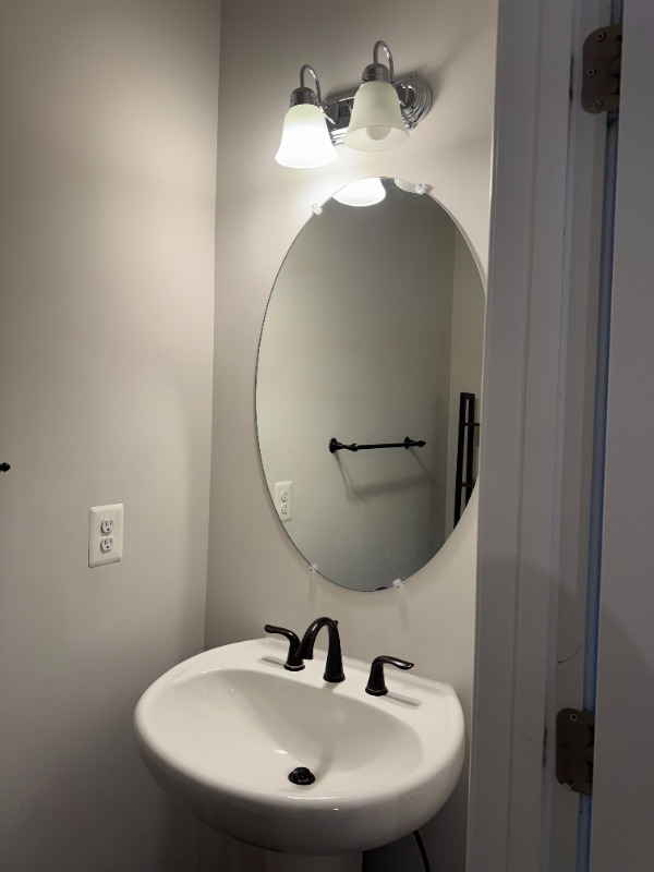 16108 Coolidge Ave - Photo 7 of 29