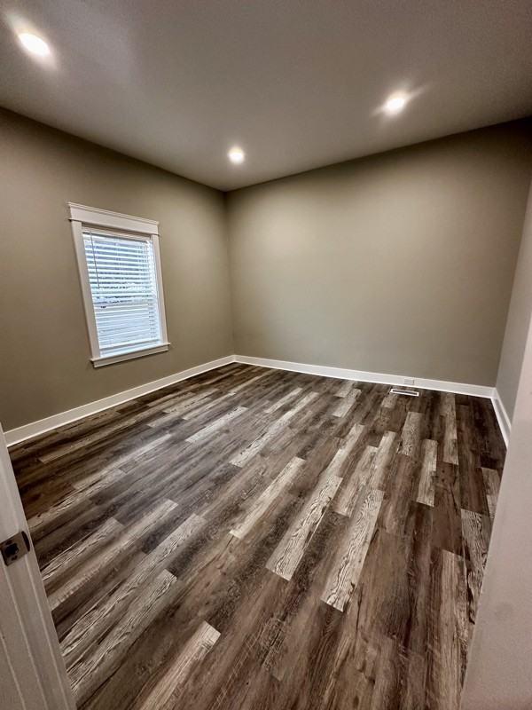 1208 Minnesota Ave - Photo 4 of 20