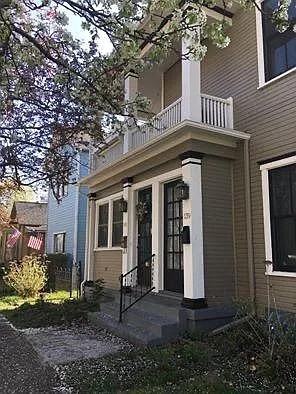 139 La Belle St - Photo 2 of 10