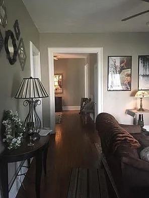 139 La Belle St - Photo 3 of 10