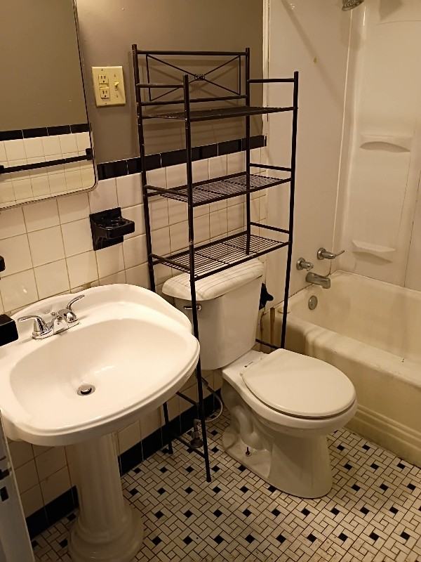 1610 Poplar St - Photo 4 of 4