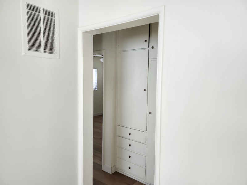 1339 N Vista St #3 - Photo 5 of 12