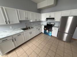 featured image of 205 Plum St #4