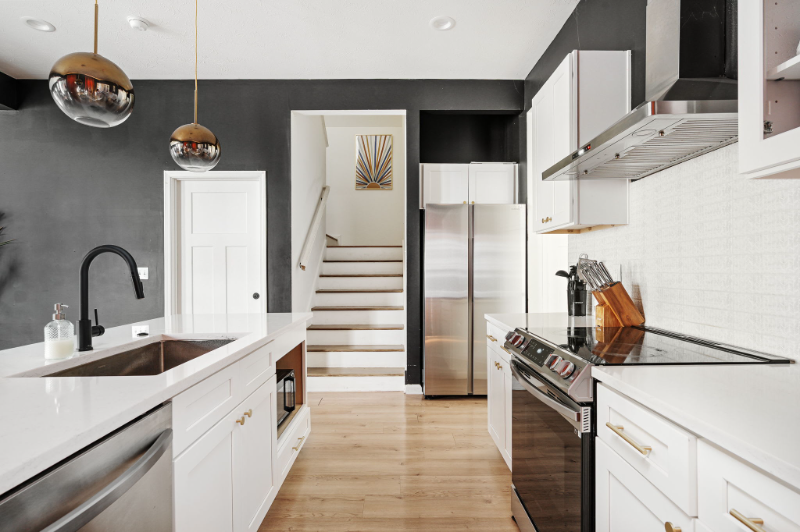 1734 S Talbott St - Photo 5 of 20