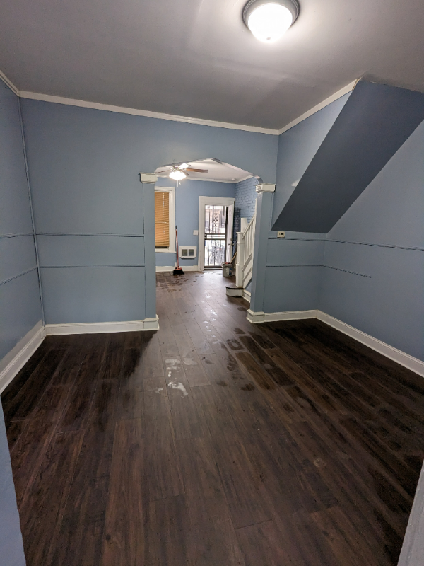 4225 Romain St - Photo 3 of 10