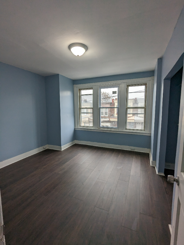 4225 Romain St - Photo 7 of 10