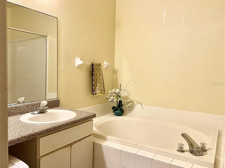 16511 Enclave Village Dr #107 - Photo 7 of 16