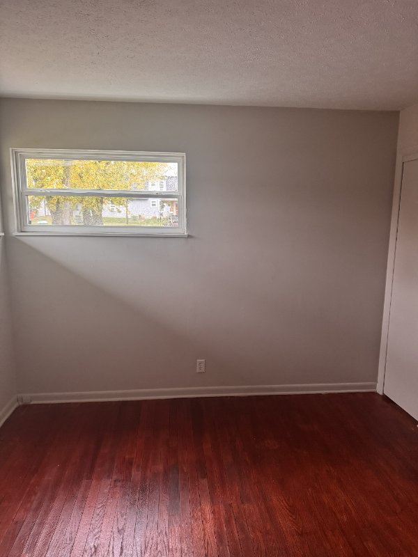 12 Grove Ct - Photo 2 of 14