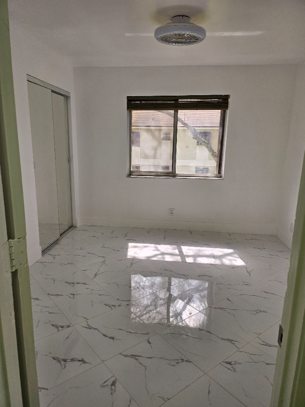 108 Gardens Dr #1 - Photo 4 of 8