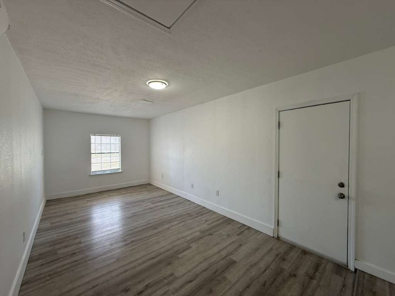 164 Lost Forest St - Photo 6 of 19