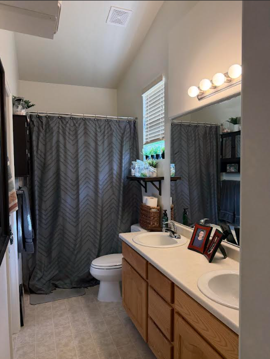 473 Kent Dr - Photo 7 of 11