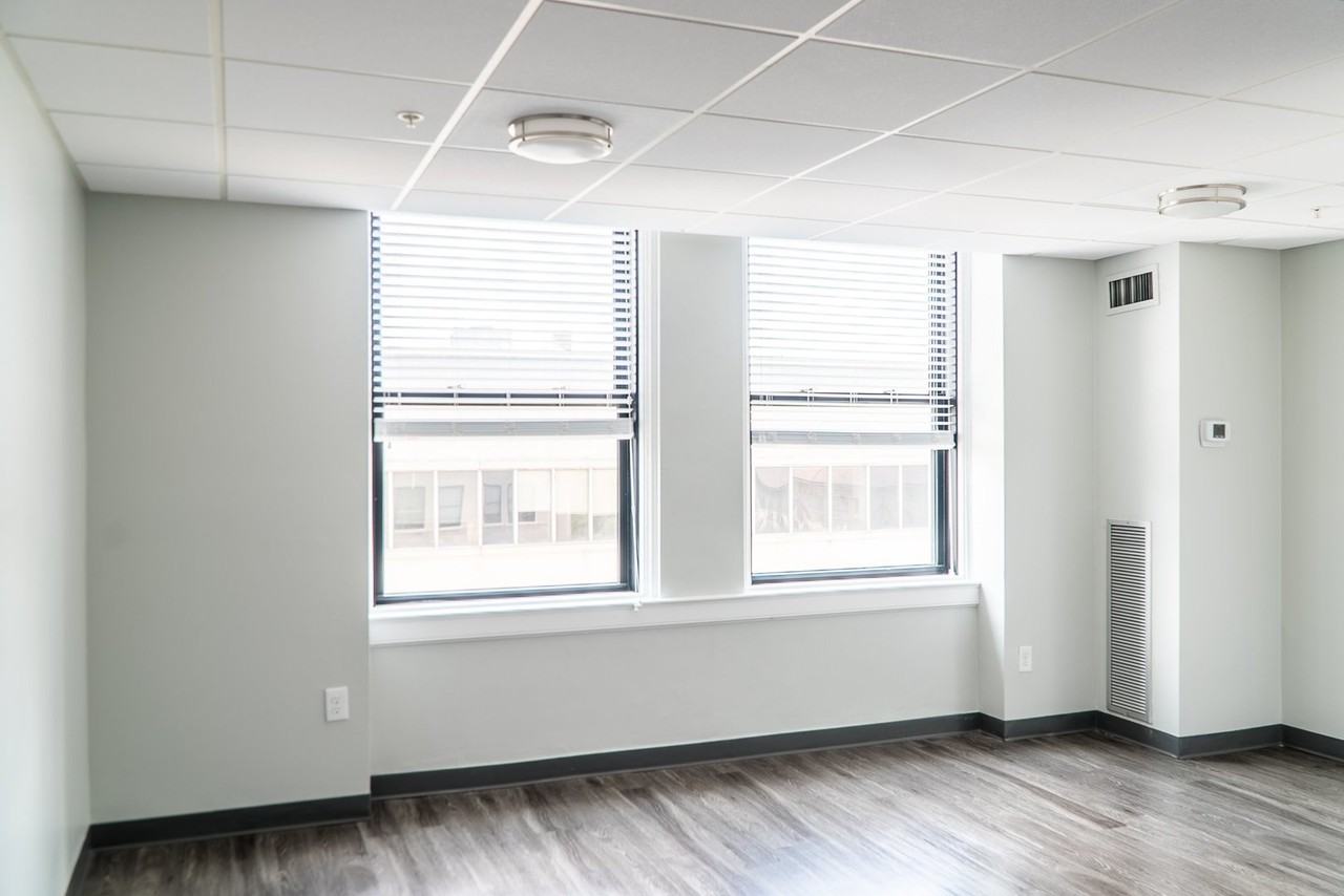 Park Plaza on the Grid - Photo 4 of 44